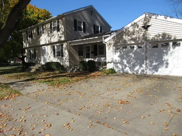 219 Oneida Pl, Corning, NY 14830