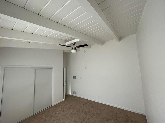 4th image of 10239 Darby Ave APT 4