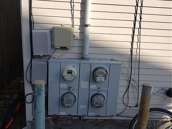 4th image of 12-16 Bells Ct