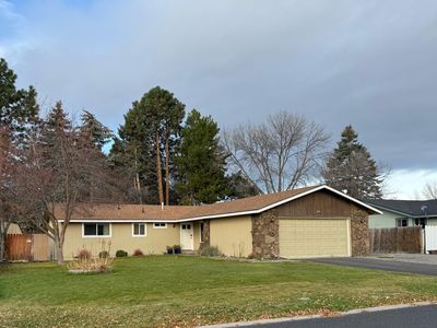 3724 La Marada Way, Klamath Falls, OR, 97603