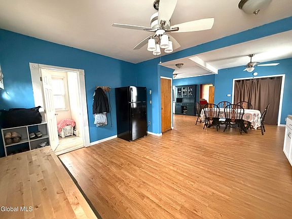 5th image of 202 E 202 E Main Street Street