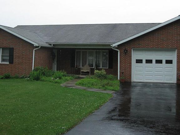 2nd image of 118 Berkeley Dr