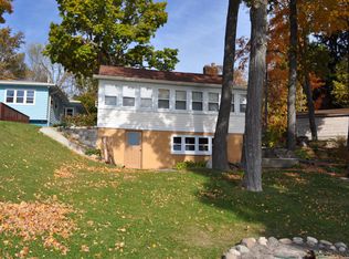 5128 Boettcher Dr, West Bend, WI 53095