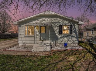 253 41st St SW, Wyoming, MI 49548