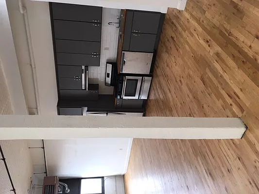 Rented by Esquire Management Corp | media 20