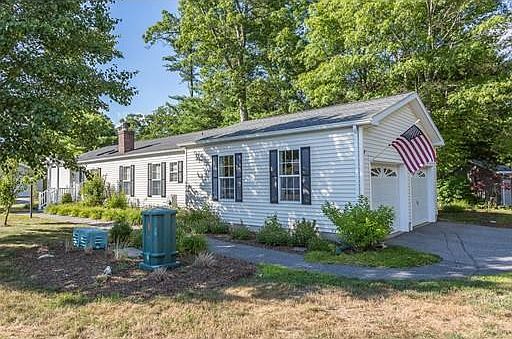 2nd image of 6101 Island Dr