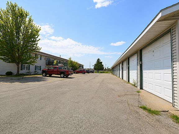 2nd image of 202 Murdock St #113