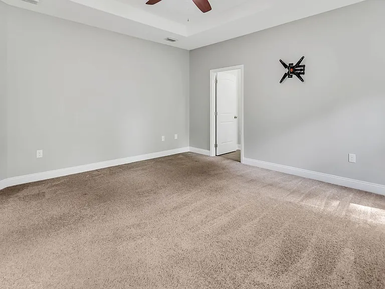 2281 Tom St — Photo 27