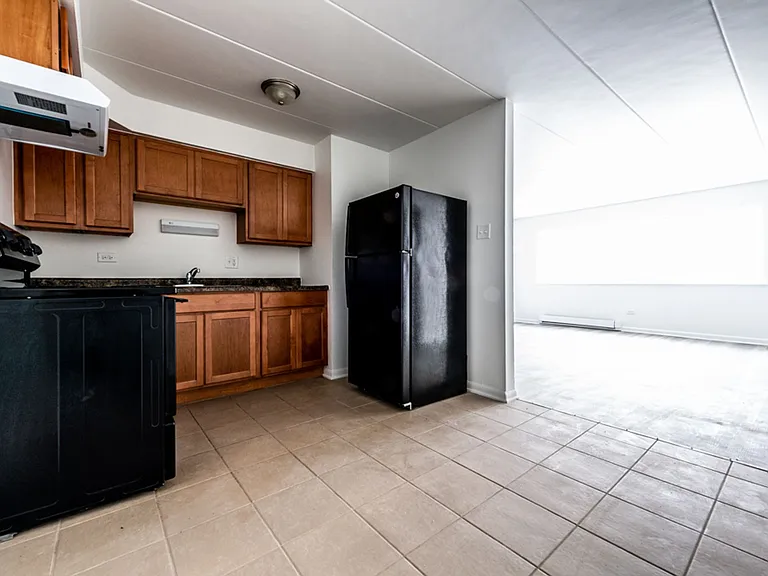 14538 S Cottage Grove — Photo 3