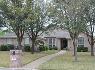 216 E Chapman Rd, Hewitt, TX 76643