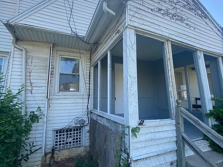 702 Copley Rd — Photo 18