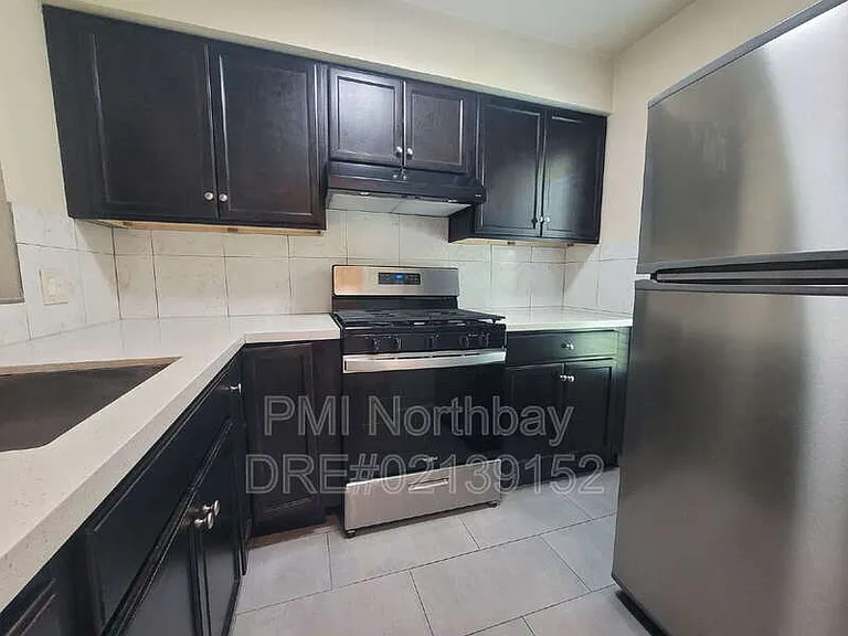 1200 Dana Dr #9 — Photo 6