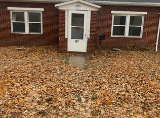604 E Oak St, Watseka, IL 60970