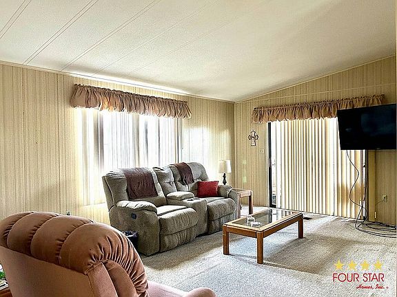 5th image of 28944 Hubbard St #4