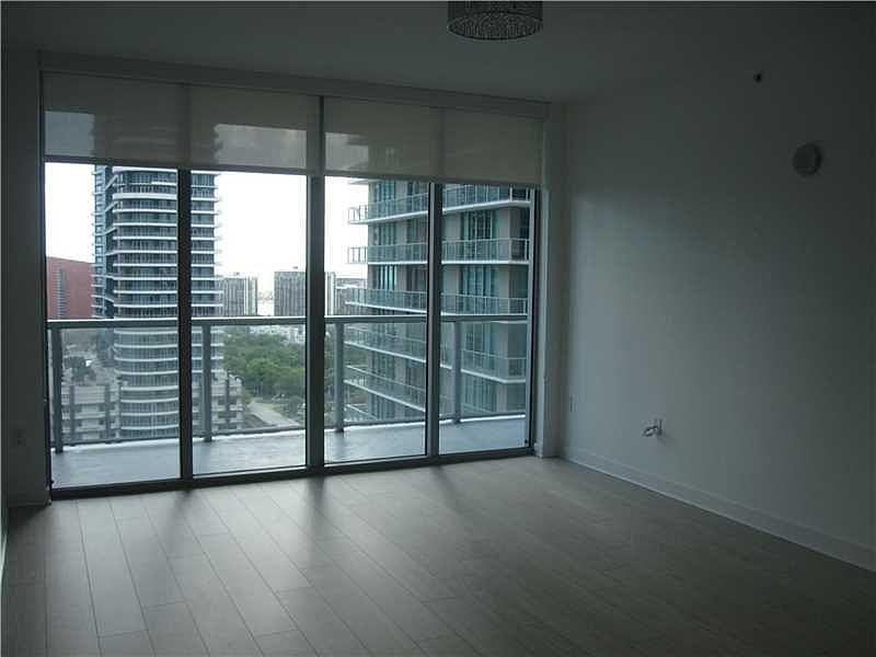 1st image of 1111 SW 1st Ave APT 2518