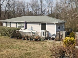 5852 Overby Rd, Flowery Branch, GA 30542