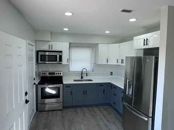 625 NE 123rd St Unit 2, Miami, FL 33161