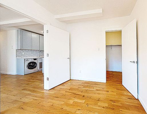 5th image of 169 W 228th St #4W