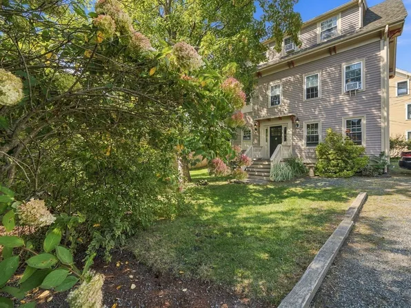 43 Hawkes St #1, Marblehead, MA 01945