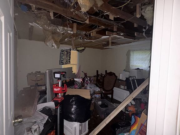 5th image of 2886 Overton Crossing St