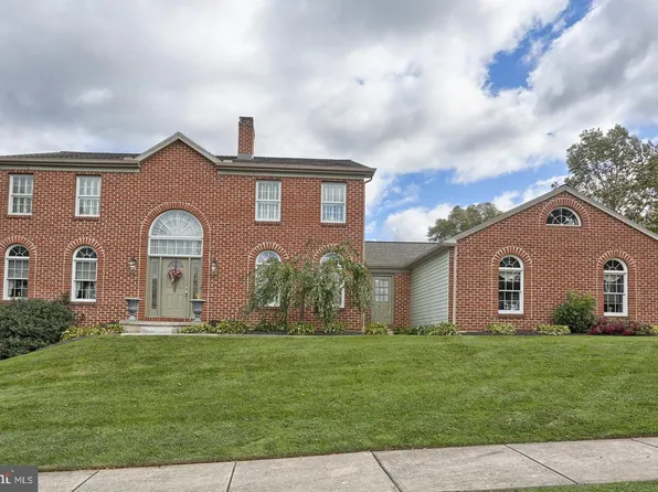 965 Carter Cv, Hummelstown, PA 17036