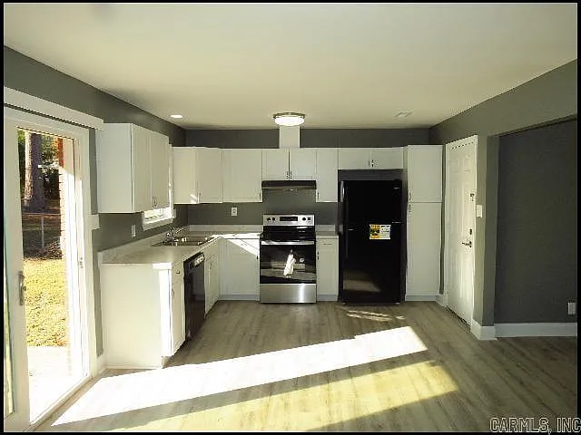 9215 Clover Hill Rd — Photo 7
