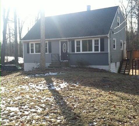 2nd image of 38 Shaker Ln