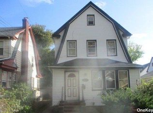10439 205th St, Saint Albans, NY 11412