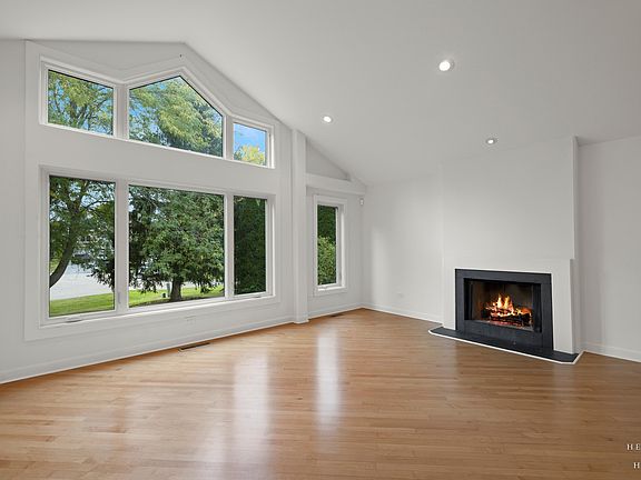 5th image of 11610 Brittany Ct