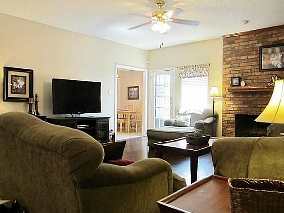 3rd image of 8522 Flower Meadow Dr