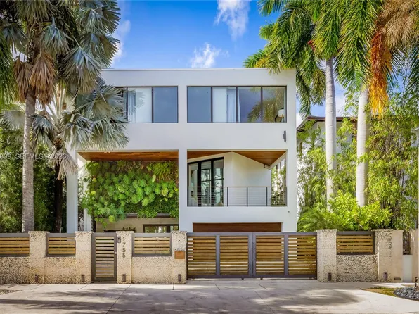 1755 Fairhaven Pl, Miami, FL 33133
