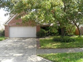 1st image of 4003 Hazelwood Dr
