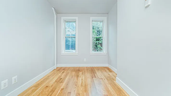 Rented by Nooklyn NYC LLC | media 13