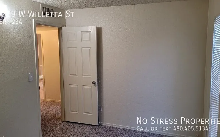 5229 W Willetta St — Photo 17