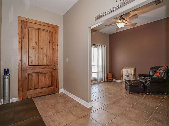 3rd image of 431 Private Road 1104