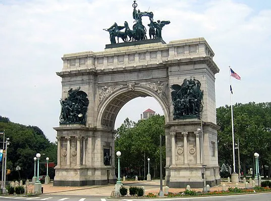 Rented by Compass | media 30