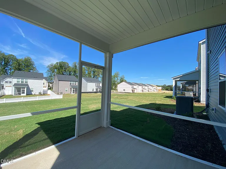 1149 Matterhorn Dr — Photo 41