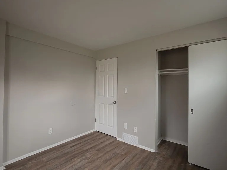 2948 Mogadore Rd — Photo 13