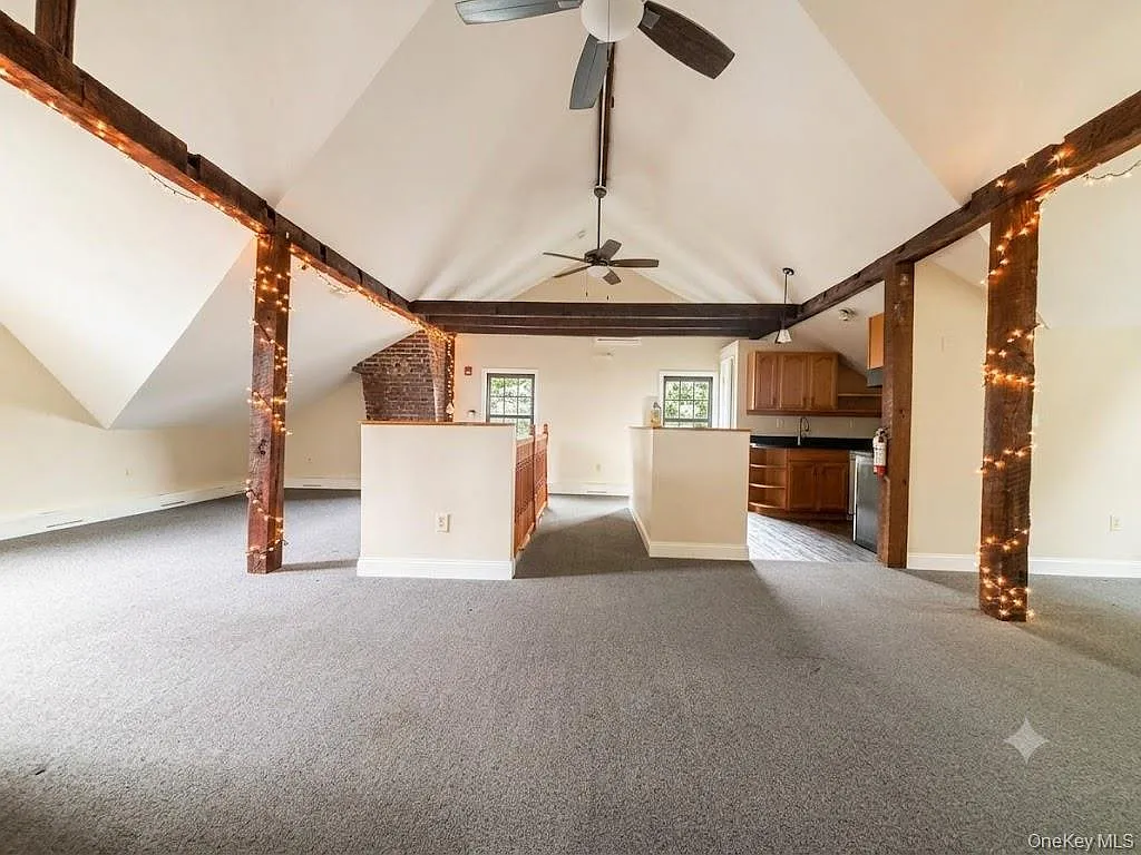 2 bed, 1.0 bath, 1100 sqft, $2,150 — Photo 1