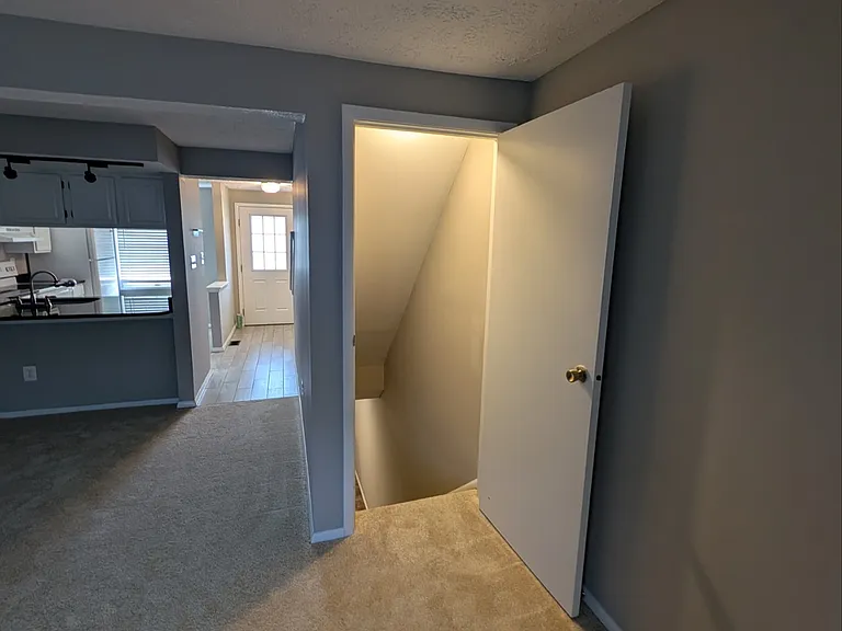5924 Rowanberry Dr #19C — Photo 7