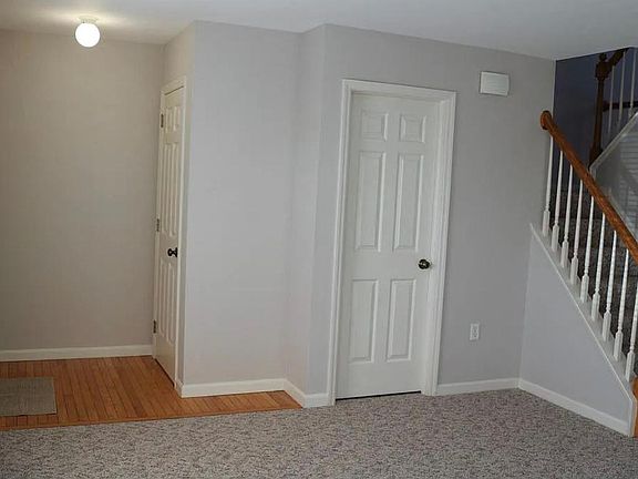 5th image of 328 Wild Cherry Ln