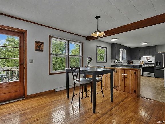 5th image of 124 Cherrywood Drive