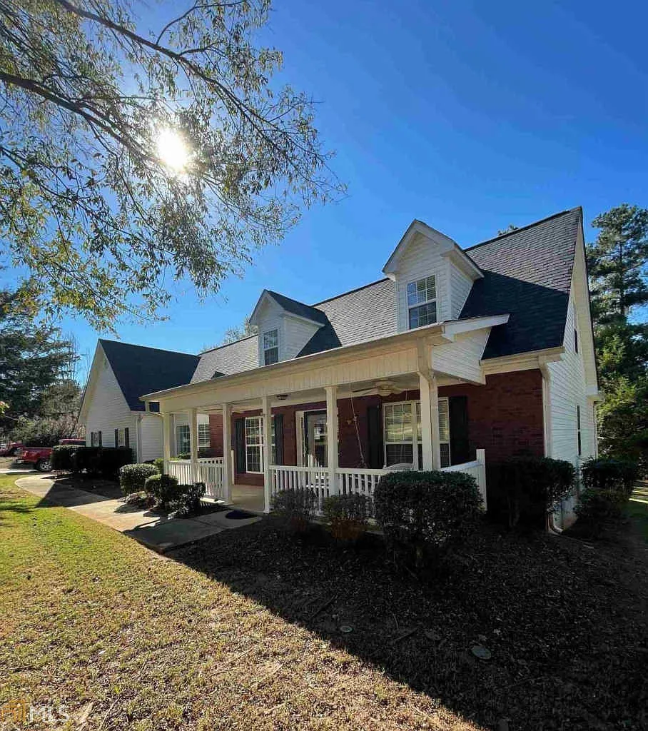 306 Park Chase Ct photo 1