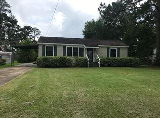 570 8th Ave SE, Cairo, GA 39828