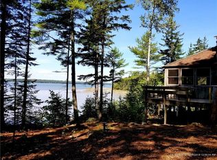 475 Back Cove Rd, Waldoboro, ME 04572