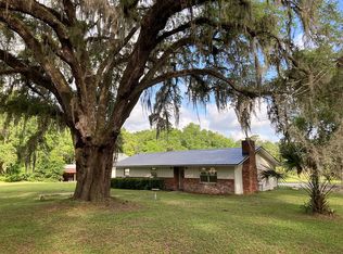 701 Walker Dr #1, Interlachen, FL 32148