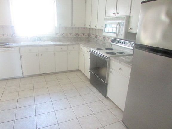 5th image of 1303 Crisp St