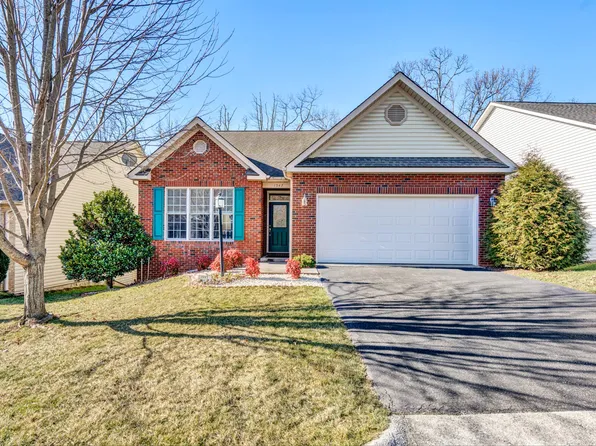 1547 Innsbrooke Dr, Salem, VA 24153