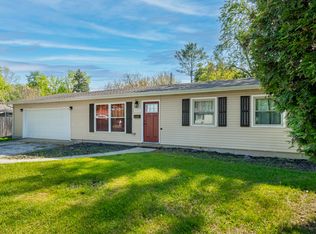 651 Newport Rd, Valparaiso, IN 46385