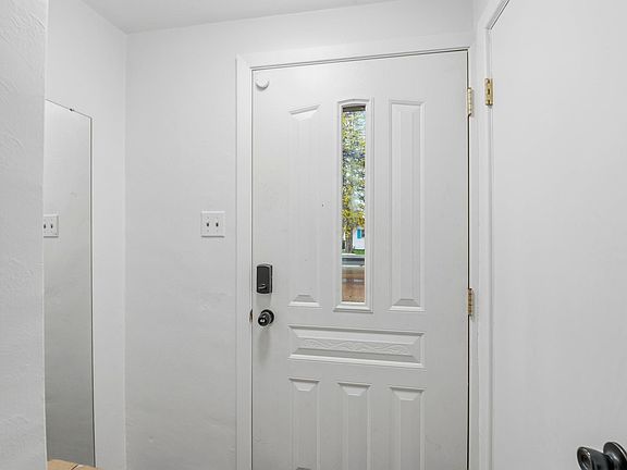 4th image of 1149 9th St